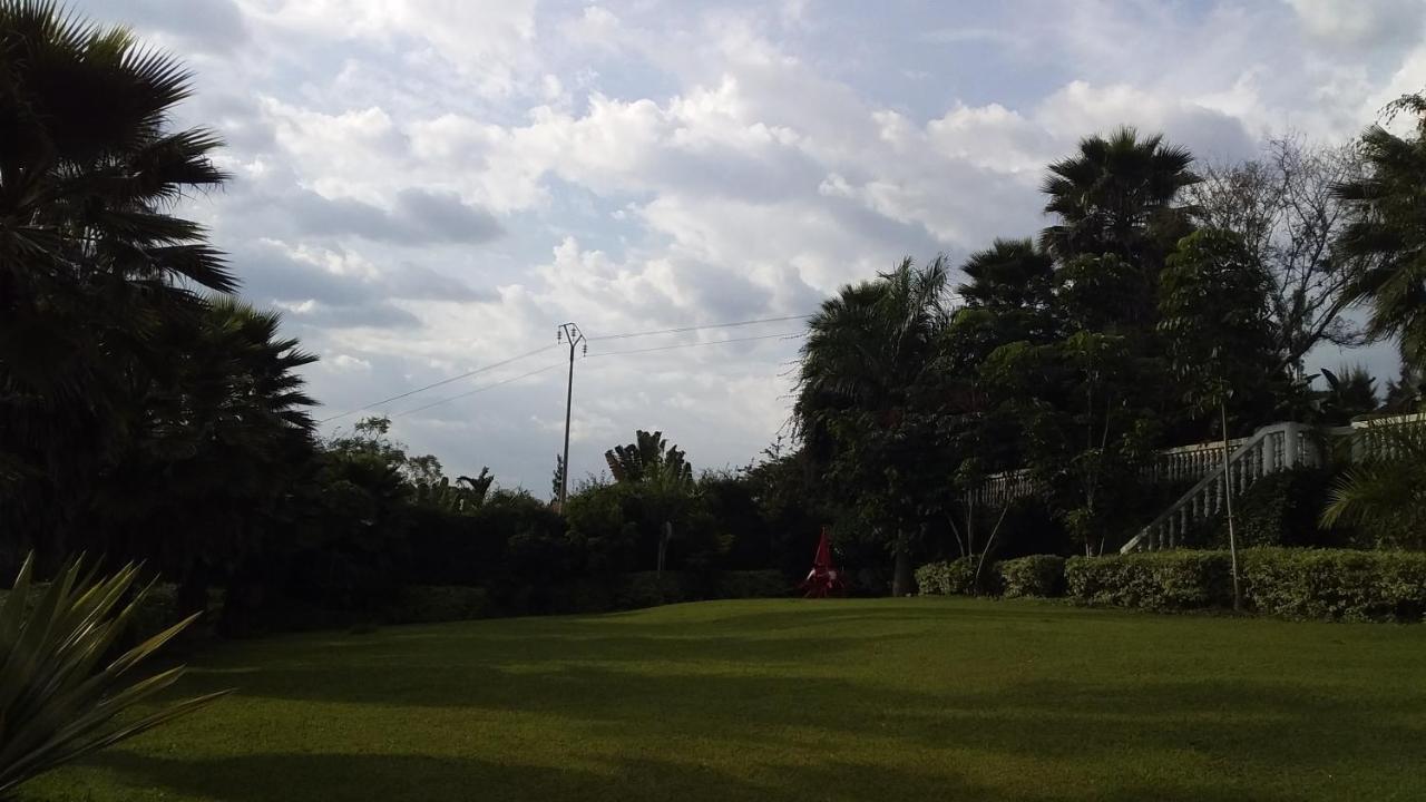 Random Park Hotel Kigali Exteriér fotografie